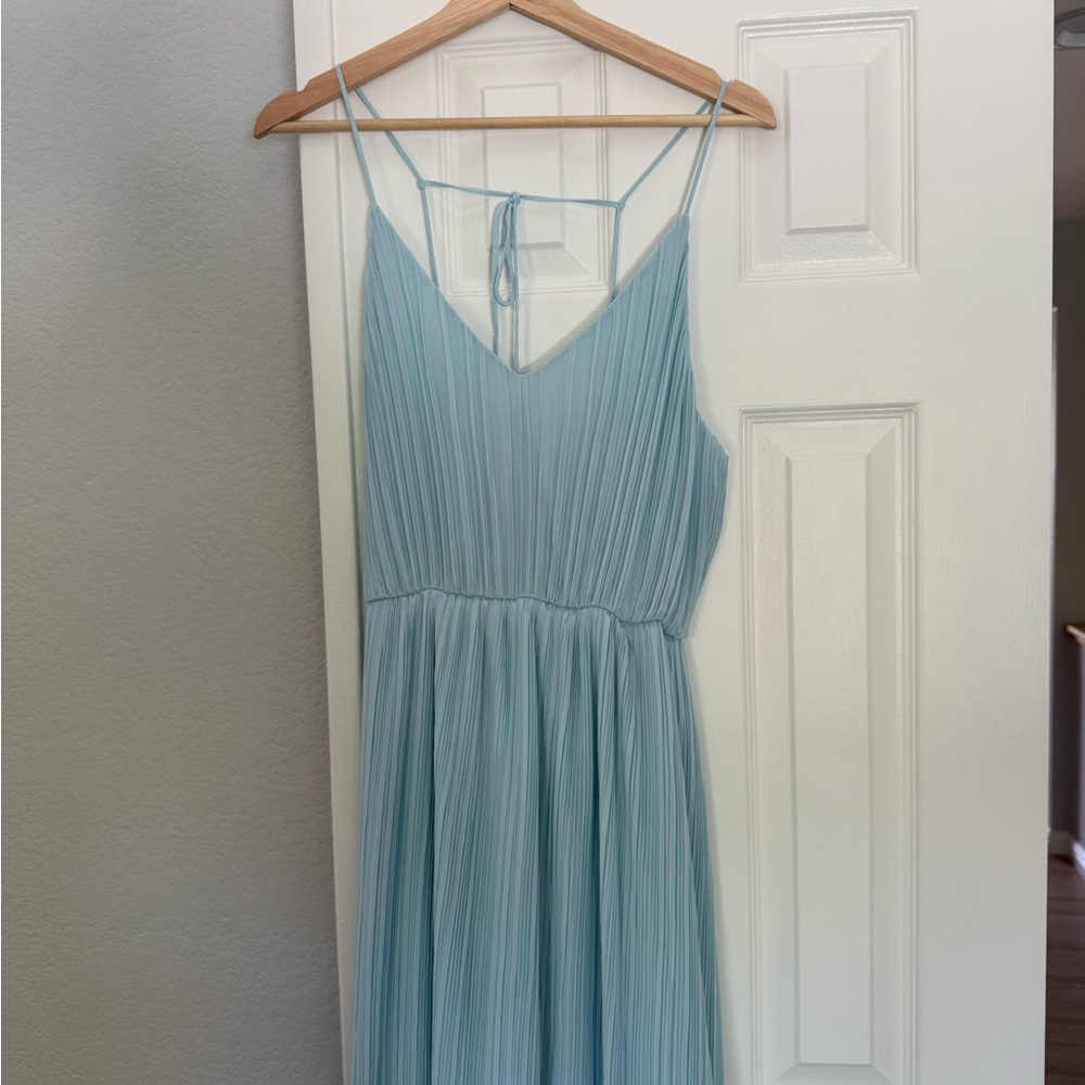 Elegant Blue Pleated Dress